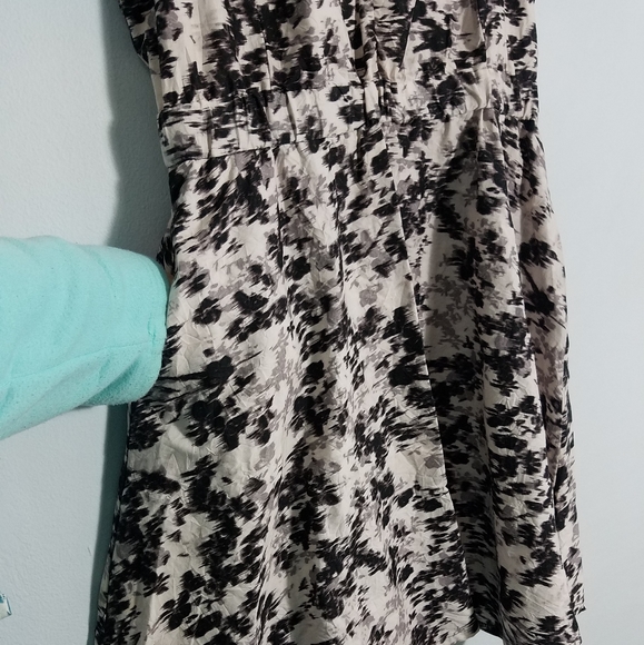 Vera Wang neutral print dress w/ pockets, M - Picture 6 of 8